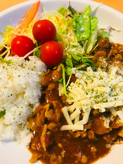 トマト缶で煮るチーズポークカレー-レシピのメイン写真