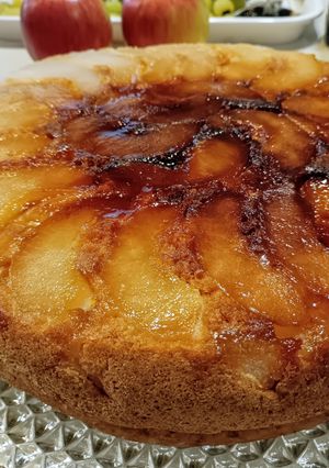 フライパンで簡単♪梨のタルトタタン風ケーキ-レシピのメイン写真
