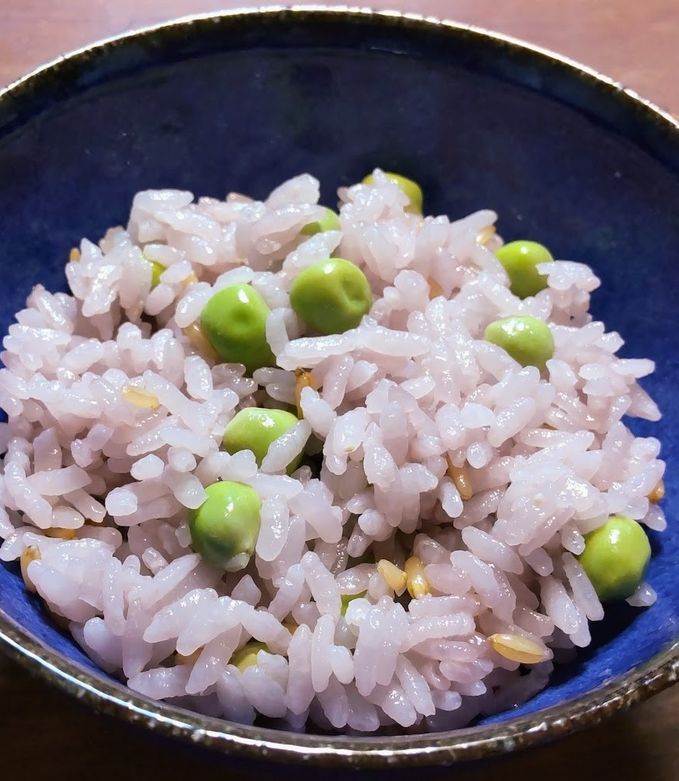 紫豌豆ツタンカーメン豆ご飯 発芽燕麦入り-レシピのメイン写真