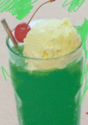 4つの材料で⁉️メロンクリームソーダ🍈-レシピのメイン写真