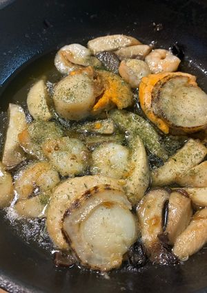 旨味凝縮！エビとホタテのアヒージョ-レシピのメイン写真