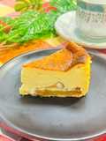 林檎と蜂蜜のとろけるバスクチーズケーキ