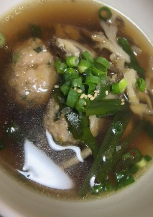余った餃子のタネで‼️中華スープ-レシピのメイン写真