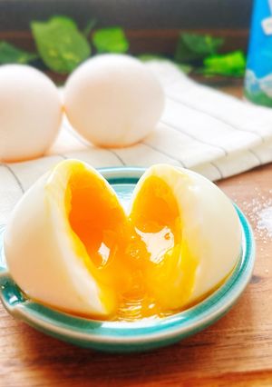 ほぼ失敗なし!殻がスルッとむけるゆで卵-レシピのメイン写真