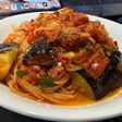 ロングパスタで作る茄子のアラビアータ