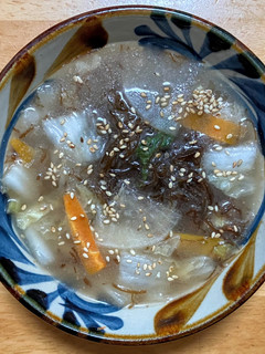 塩蔵モズクと白菜の浅漬けのゴマドレ和え-レシピのメイン写真