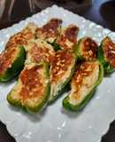 鶏ムネ挽き肉で作るピーマンの肉詰め