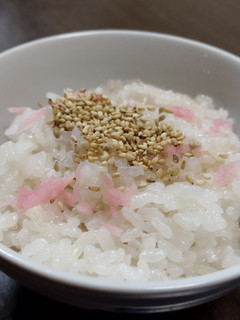 紅しょうがの炊き込みご飯-レシピのメイン写真