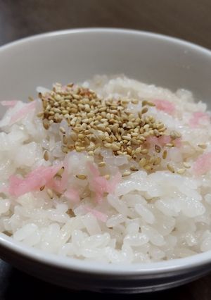 紅しょうがの炊き込みご飯-レシピのメイン写真