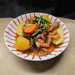 รูปของ 簡単‼️肉じゃがバター