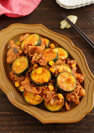 豚こまとズッキーニのケチャップカレー炒め-レシピのメイン写真