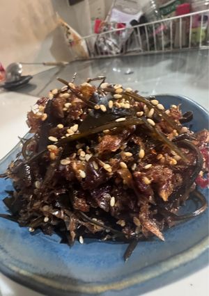出汁がらで簡単♪昆布と鰹節の甘辛佃煮-レシピのメイン写真