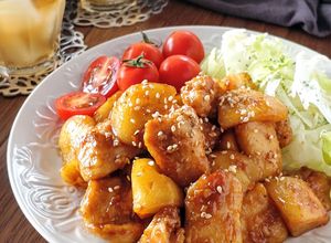 材料2つ☆鶏胸肉とじゃがいもの照り焼き。-レシピのメイン写真