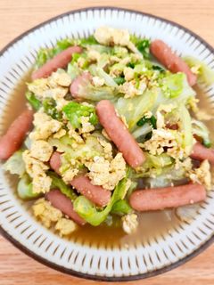 ソーセージとレタスの炒め煮-レシピのメイン写真