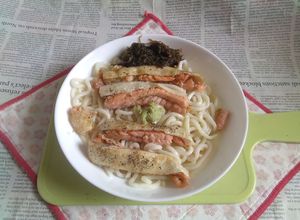 サーモンハラスの焼き鮭載せ冷やしうどん-レシピのメイン写真