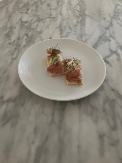 生ハムとクリームチーズのカナッペ-レシピのメイン写真