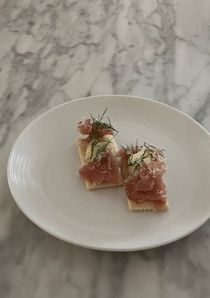 生ハムとクリームチーズのカナッペ-レシピのメイン写真
