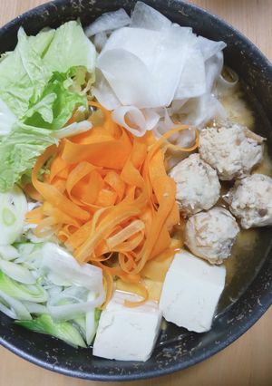 養生三宝と鶏団子の塩麴鍋-レシピのメイン写真