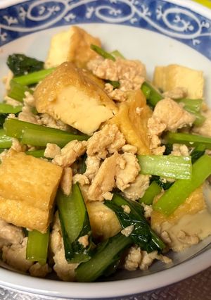 超簡単♩厚揚げと小松菜の鶏ひき肉甘辛炒め-レシピのメイン写真