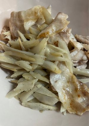 ごぼうと豚バラのあっさり塩炒め-レシピのメイン写真