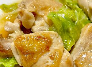 レタスと鶏モモ肉の旨塩レモン炒め-レシピのメイン写真