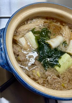 鮪 中トロ切り落としでねぎま鍋 締めはラーメン-レシピのメイン写真