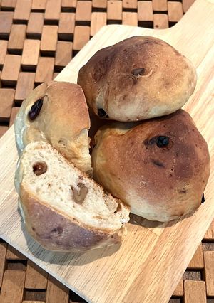 ドライフルーツとナッツのふわふわパン-レシピのメイン写真