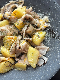 豚バラ+じゃがいも×塩昆布+チーズ-レシピのメイン写真