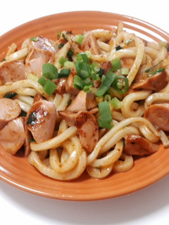 魚肉ソーセージde焼きうどん-レシピのメイン写真