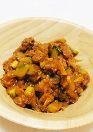ズッキーニと燻製サラミのドライ味噌カレー-レシピのメイン写真