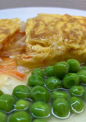 オムレツにグリーンピース銀餡♪-レシピのメイン写真