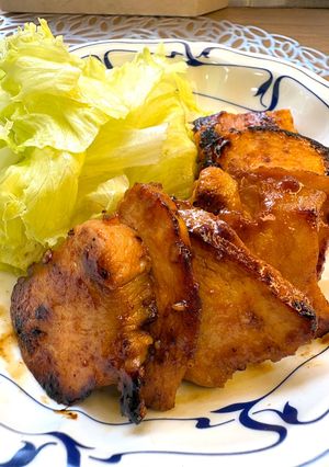 【簡単夕食】柔らか鶏胸肉の旨辛タレ焼き-レシピのメイン写真
