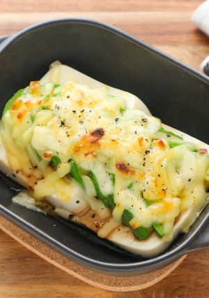 ハマる美味しさ！豆腐のアボカドチーズ焼き-レシピのメイン写真