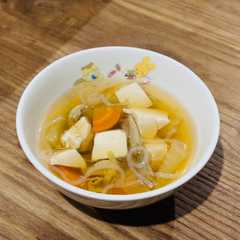 รูปของ 【保育所給食】鶏ごぼう汁
