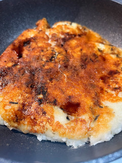 山芋☆もちもちカリカリ!わさびチーズ焼き-レシピのメイン写真