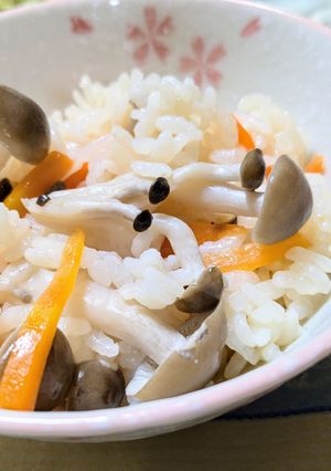 人参＆しめじごはん♪-レシピのメイン写真