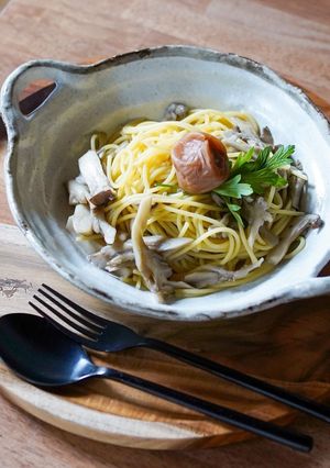 さっぱり美味しい！きのこと梅干しの和風パスタ-レシピのメイン写真