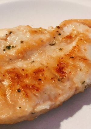 鶏むね肉～～漬け込んで焼くだけ-レシピのメイン写真