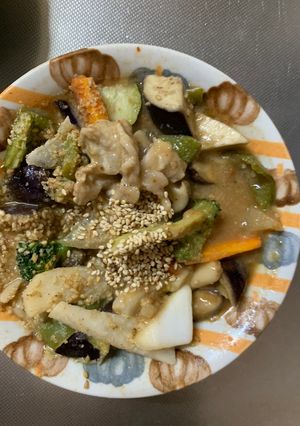 簡単餃子炒飯味豚こま回鍋肉青椒肉絲風-レシピのメイン写真