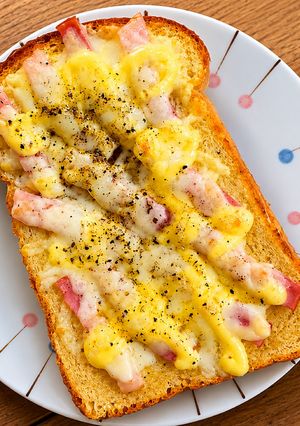 朝食ランチ♡ベーコンチーズマヨトースト-レシピのメイン写真