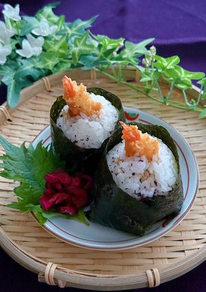 お弁当に★海老フライおにぎり-レシピのメイン写真