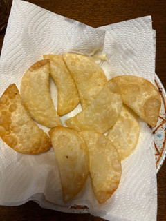 余った餃子の皮で チーズ揚げ-レシピのメイン写真