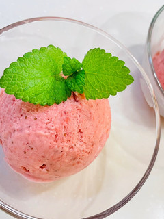 苺のアイスクリーム-レシピのメイン写真