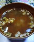 赤エビの頭で出汁を取った味噌汁
