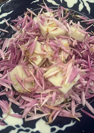 もって菊とかまぼこのサラダ-レシピのメイン写真