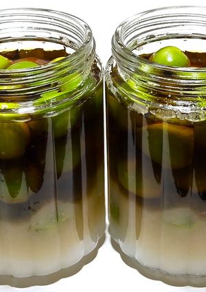 青梅の砂糖漬を梅酒に♪-レシピのメイン写真