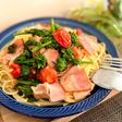 【材料3つで】菜の花とトマトの彩りパスタ