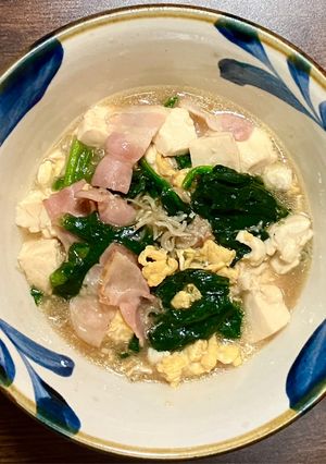 ベーコンと豆腐とホウレン草と卵のうま煮-レシピのメイン写真