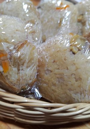 冷凍あさりと椎茸の炊き込みおにぎり-レシピのメイン写真