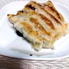 A picture of シャキシャキ蓮根の美味しい餃子.